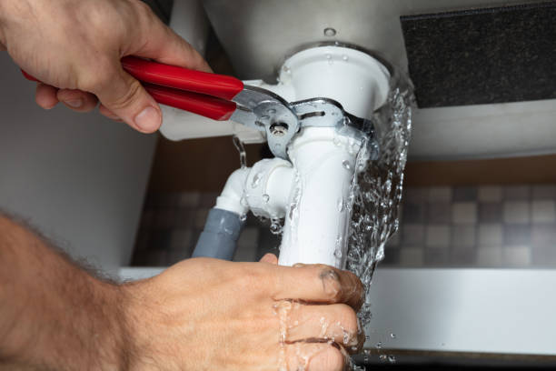 Best Emergency water damage restoration  in Maple Plain, MN
